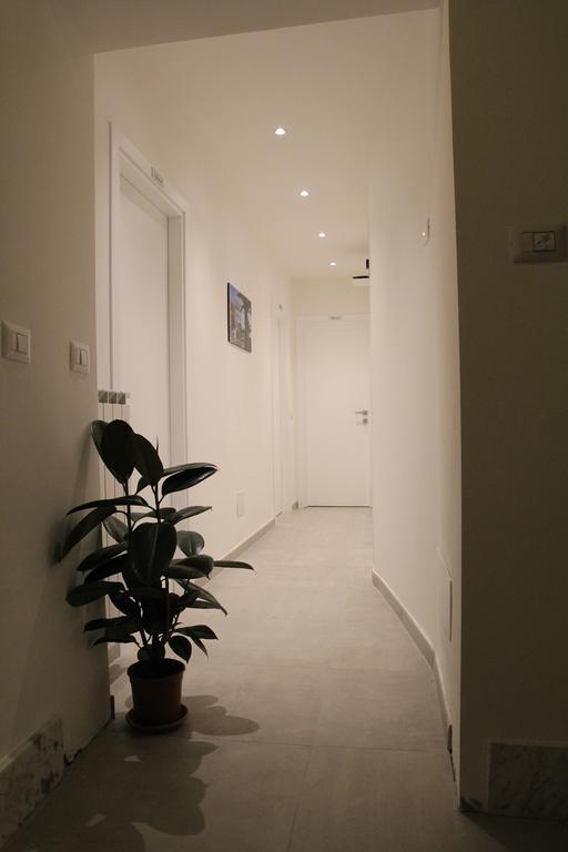 Quattro Stelle Al Porto Guest House Civitavecchia Buitenkant foto