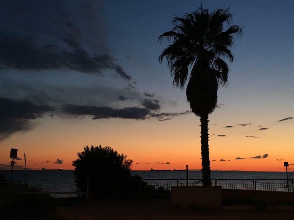 Quattro Stelle Al Porto Guest House Civitavecchia Buitenkant foto